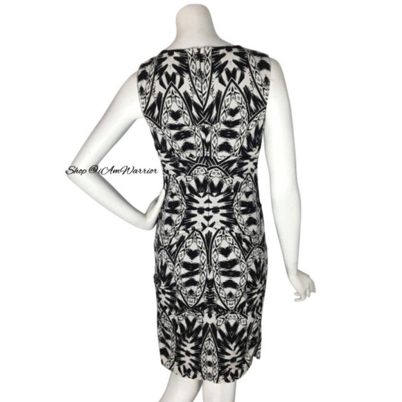 Nicole Miller NWT geo print ruched bodycon dress  *shop@iAmWarrior - Picture 6 of 8
